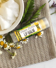 All natural lipbalm moisturizes and protects